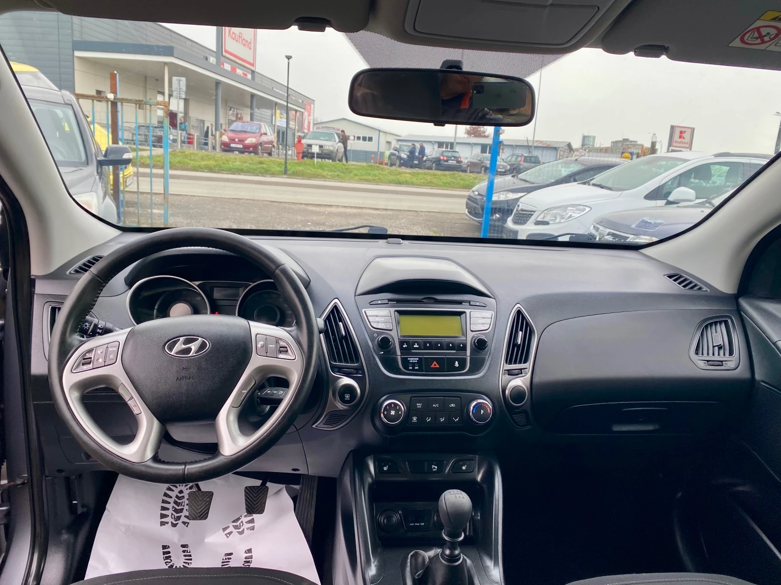 Hyundai IX35, снимка 6 - Автомобили и джипове - 54478967