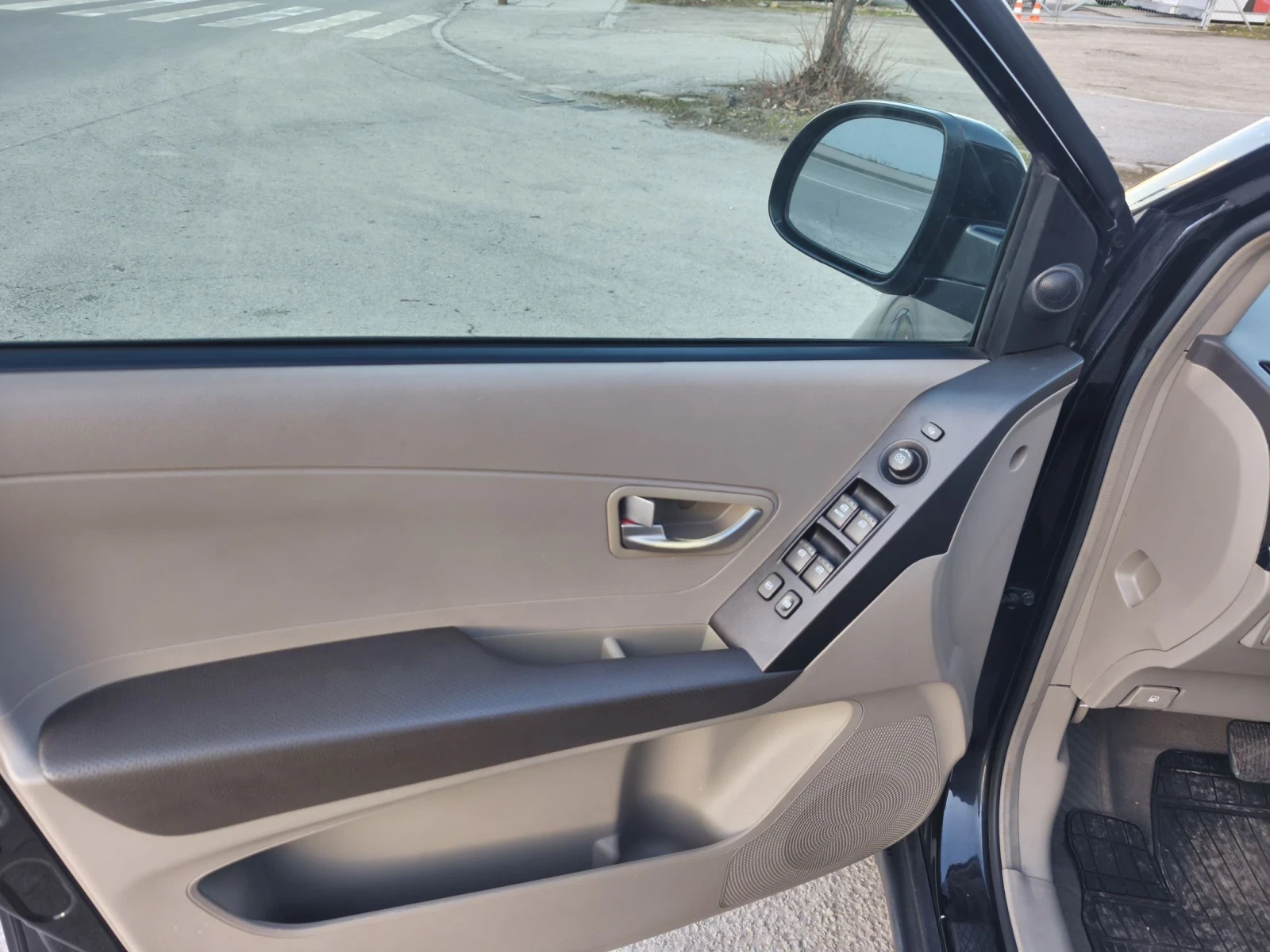 SsangYong Korando 2.0 Avtomat , снимка 10 - Автомобили и джипове - 55135164