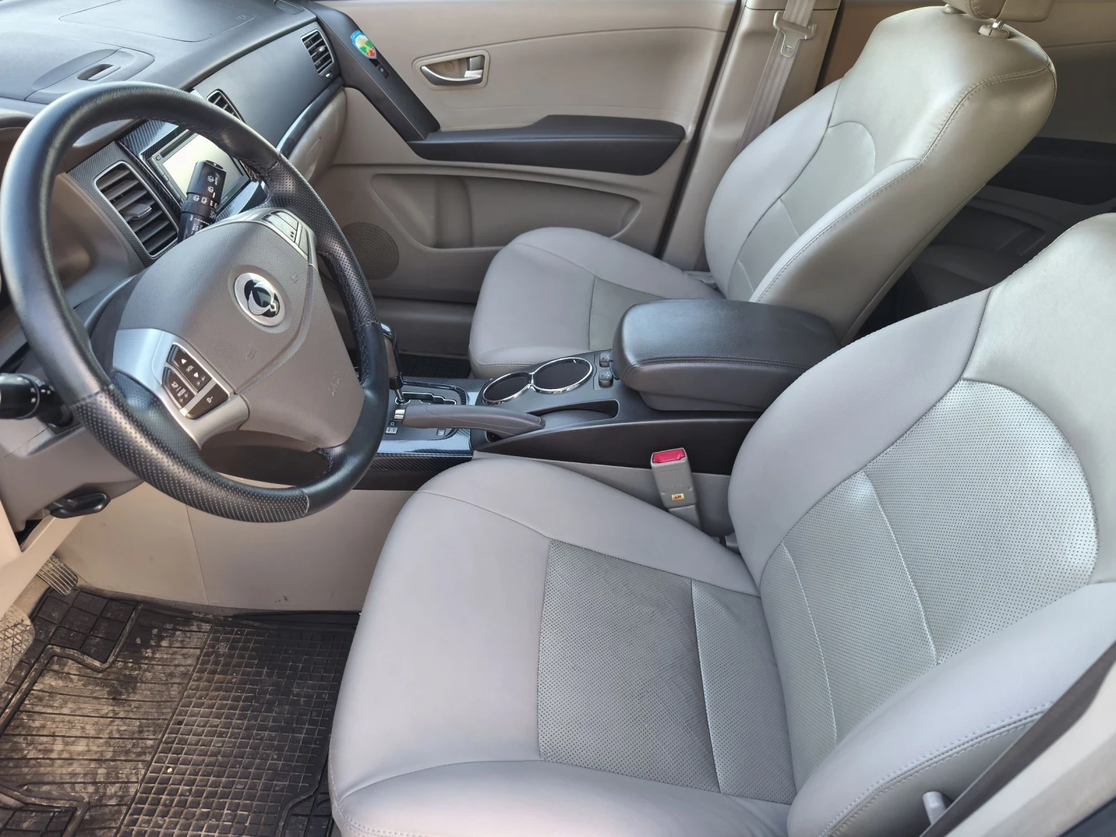 SsangYong Korando 2.0 Avtomat , снимка 11 - Автомобили и джипове - 55135164
