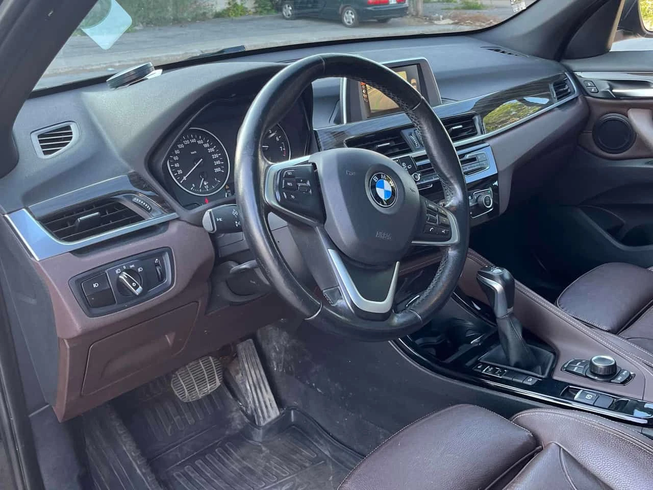 BMW X1 XDRIVE28I * М САЛОН* ПАНОРАМА* КАМЕРА* , снимка 7 - Автомобили и джипове - 55211033