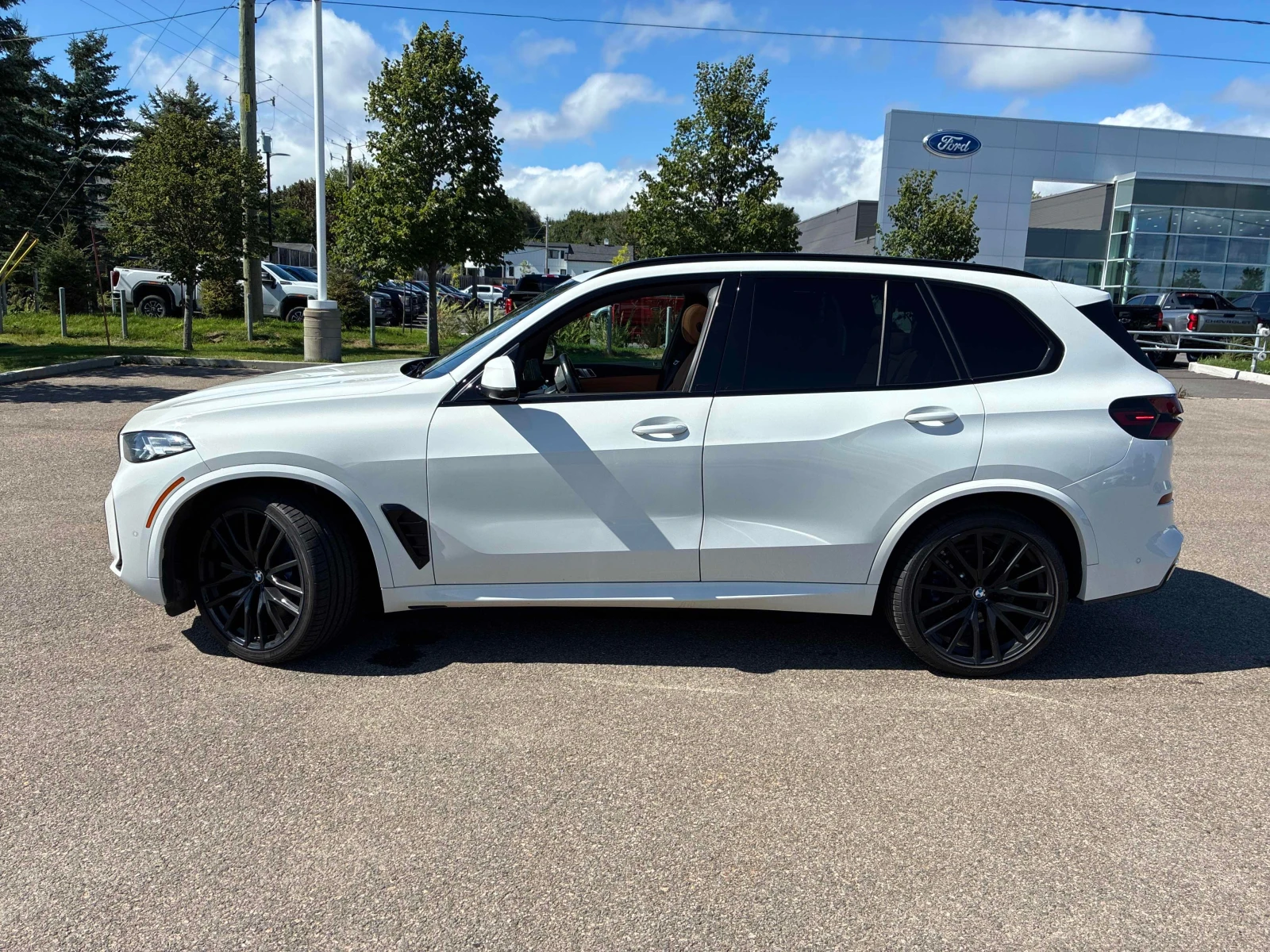 BMW X5 * xDrive40i * CARFAX * ОПЦИЯ ЗА ФИНАНСИРАНЕ , снимка 2 - Автомобили и джипове - 55850112