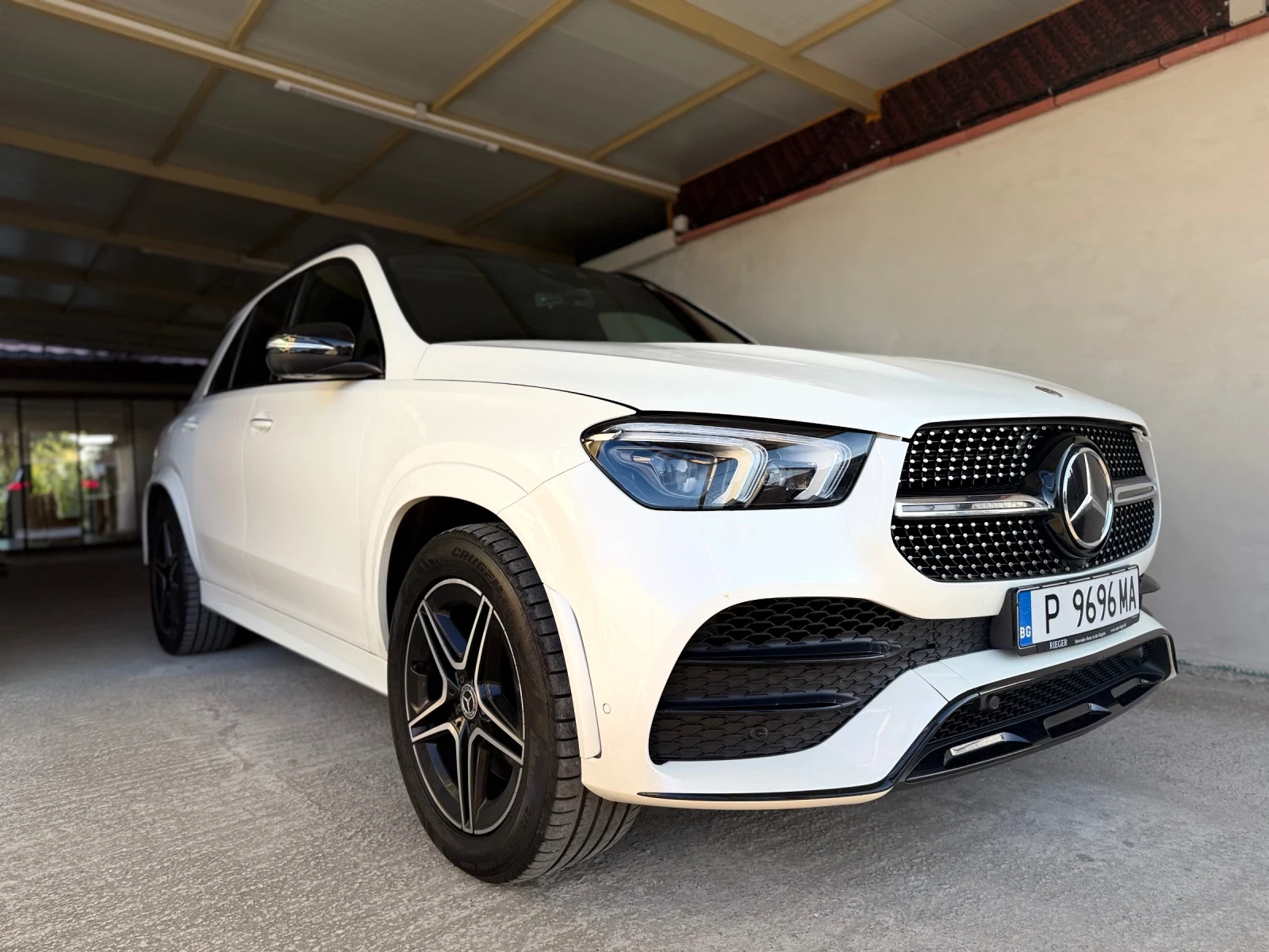 Mercedes-Benz GLE 400 AMG , снимка 2 - Автомобили и джипове - 55891011