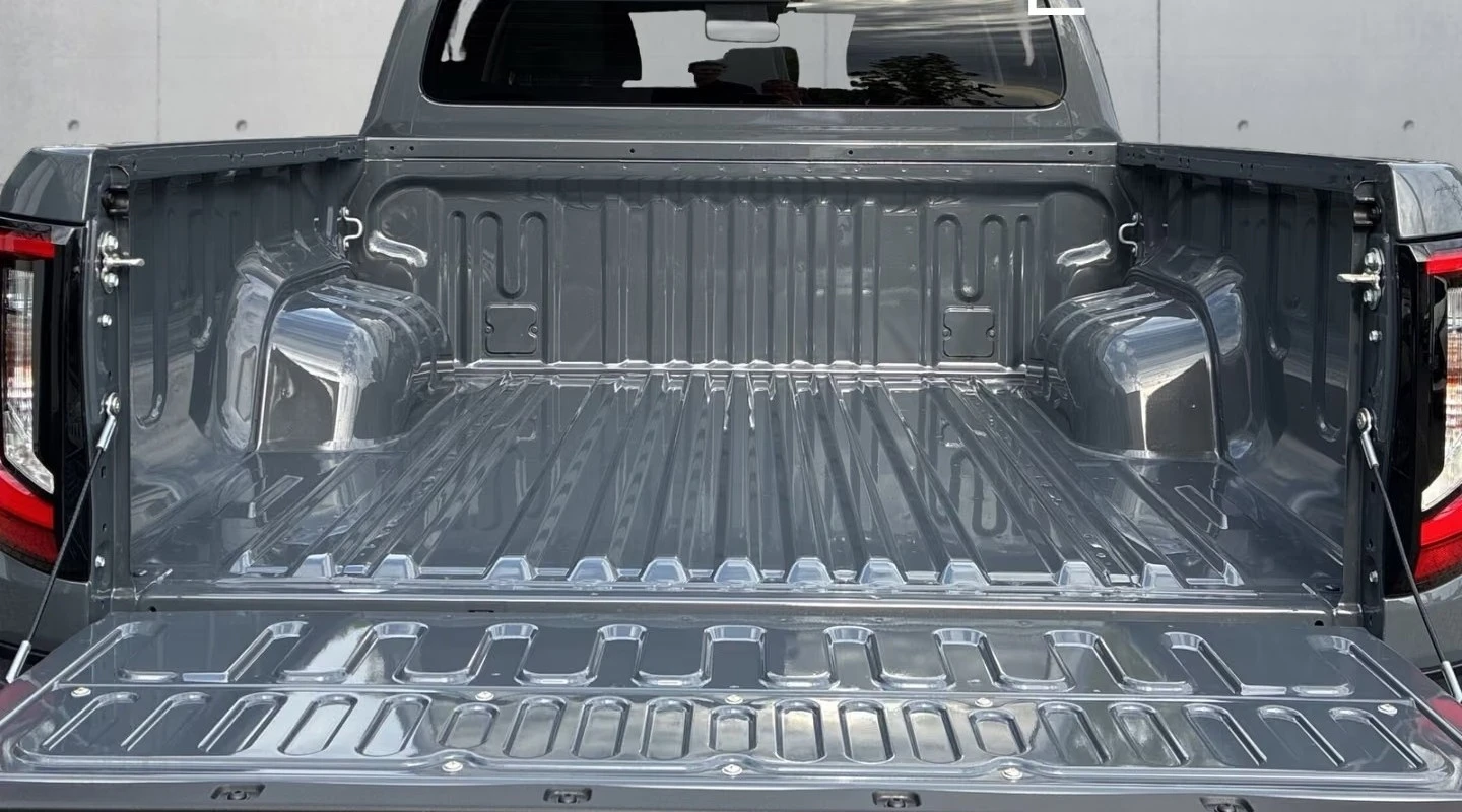 Toyota Hilux 2.8 D-4D * NEW 2026* DOUBLE CAB MILD-HYBRID CAMERA, снимка 12 - Автомобили и джипове - 55931872