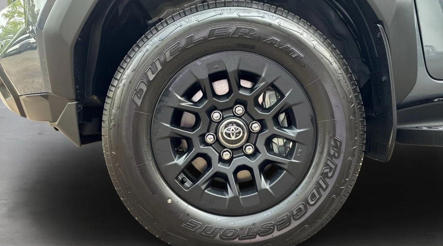 Toyota Hilux 2.8 D-4D * NEW 2026* DOUBLE CAB MILD-HYBRID CAMERA, снимка 5 - Автомобили и джипове - 55931872