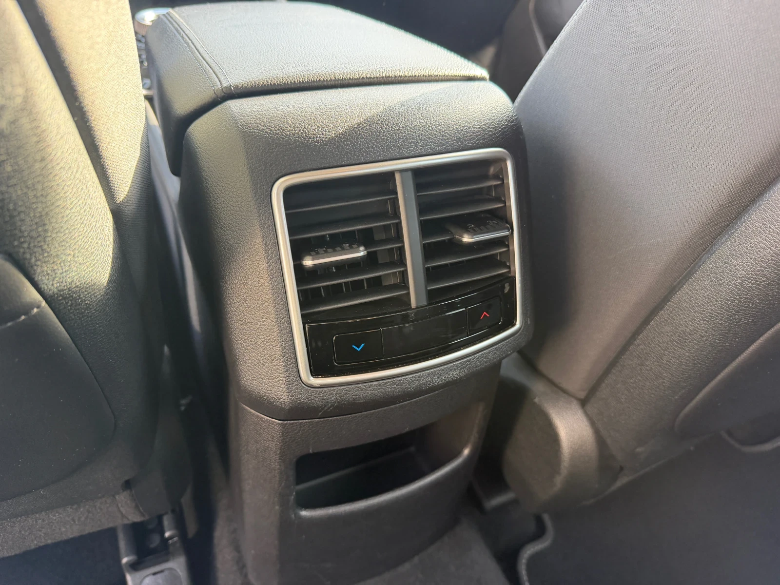 Kia Sportage HYBRID, снимка 11 - Автомобили и джипове - 56736708