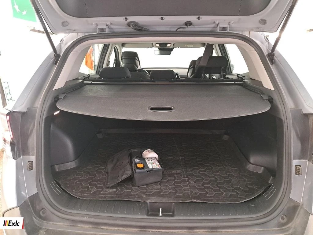 Kia Sportage HYBRID, снимка 8 - Автомобили и джипове - 56116941