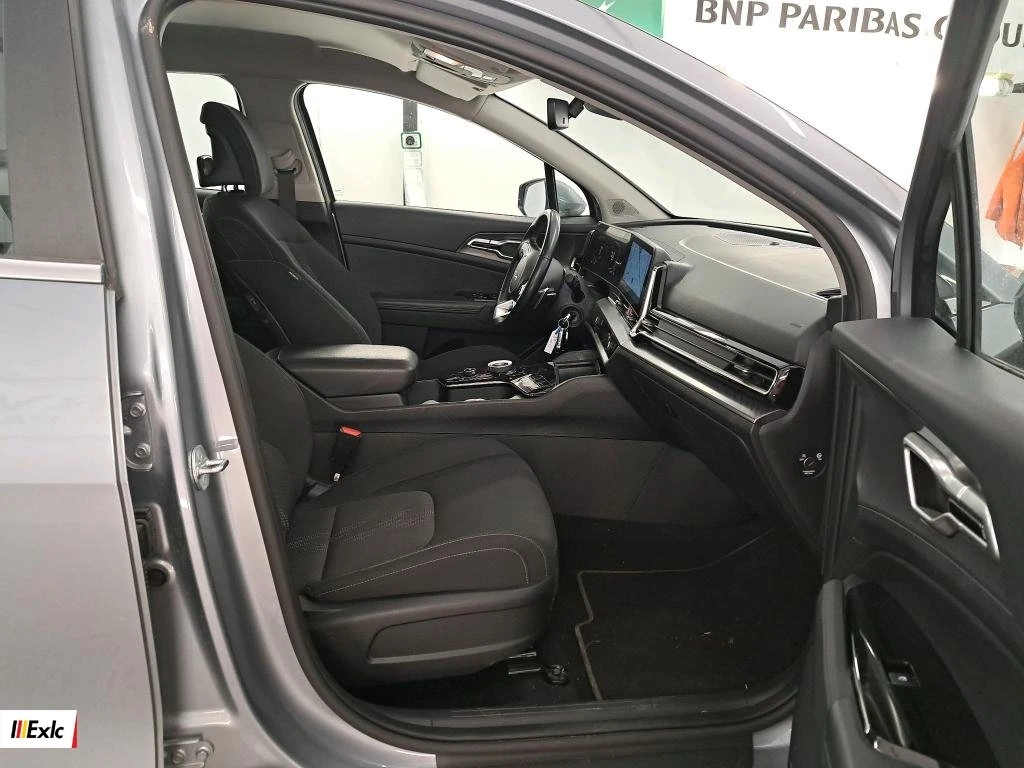 Kia Sportage HYBRID, снимка 6 - Автомобили и джипове - 56116941