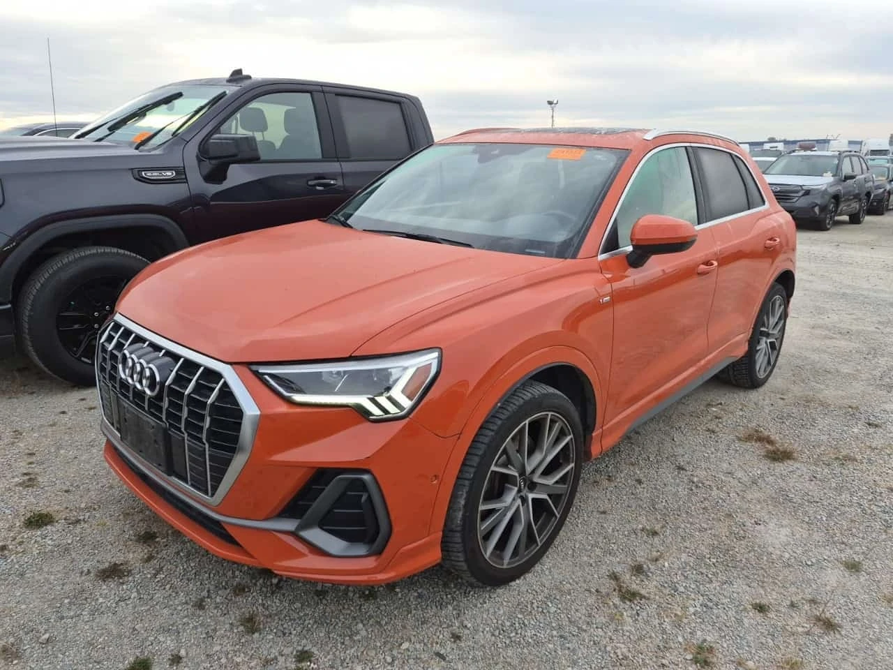 Audi Q3 * TECHNIK * CARFAX * ОПЦИЯ ЗА ФИНАНСИРАНЕ