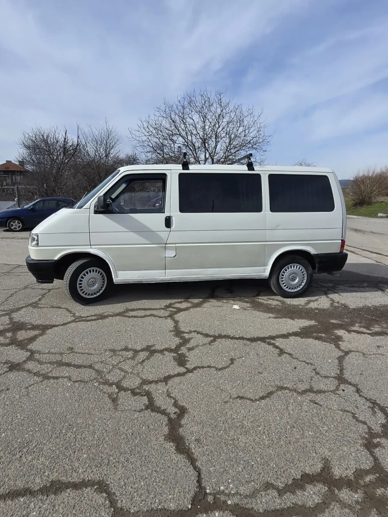 VW T4 2.4 част дизел 1995г. Във много добро състояние. , снимка 5 - Бусове и автобуси - 53534902