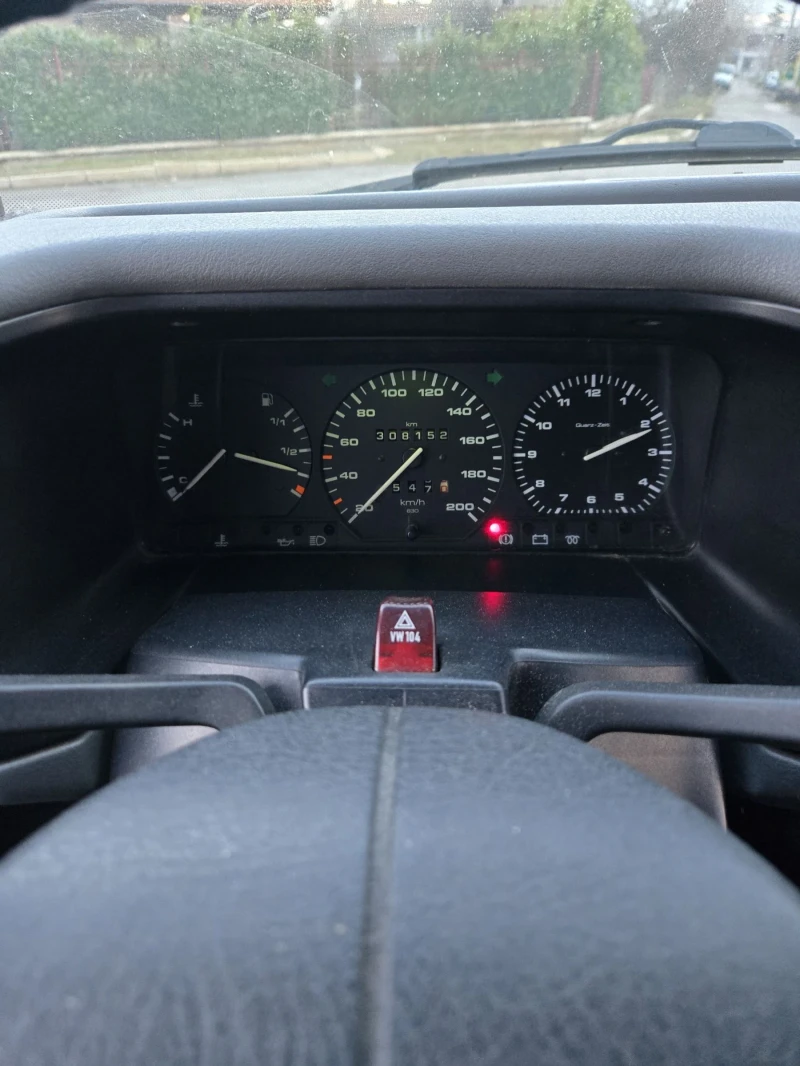 VW T4 2.4 част дизел 1995г. Във много добро състояние. , снимка 15 - Бусове и автобуси - 53534902