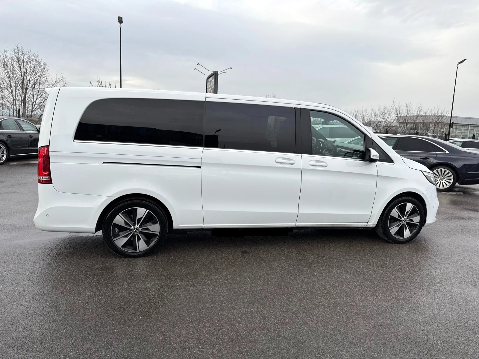Mercedes-Benz V 220 мод 2020г-FACE-LED-BIXENON-8места- Специализиран ! - изображение 7