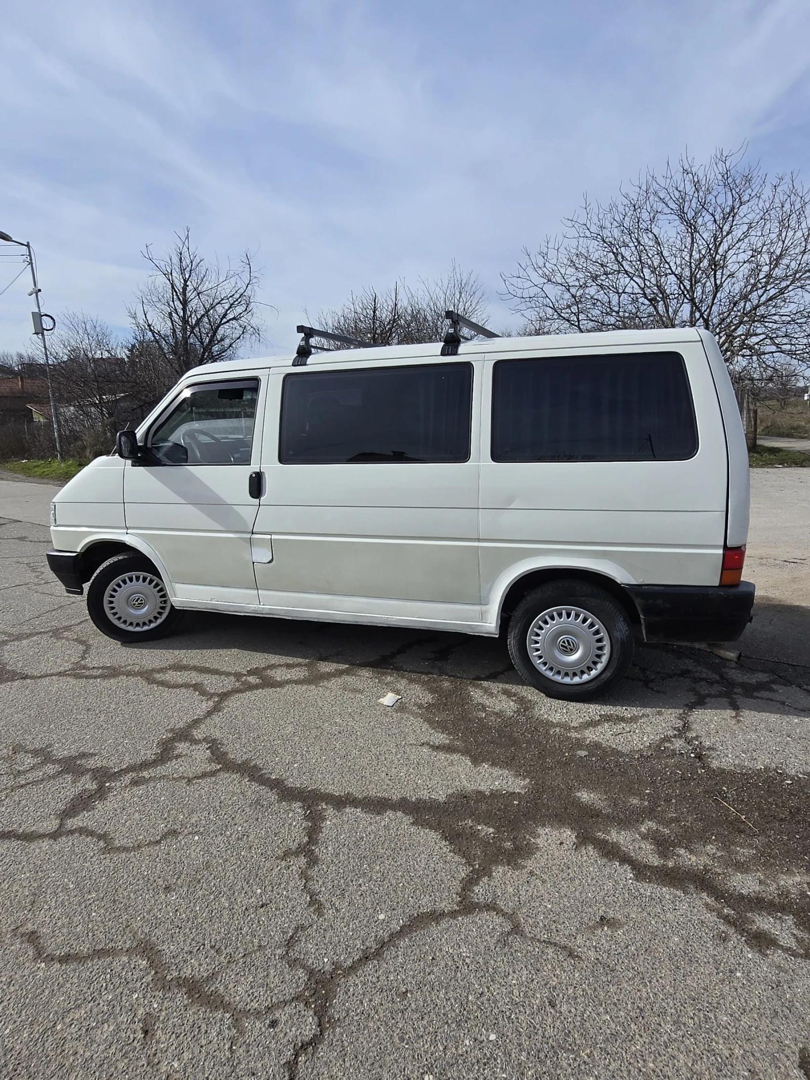 VW T4 2.4 част дизел 1995г. Във много добро състояние.  - изображение 4