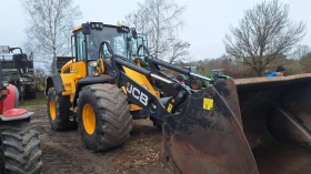       JCB 437 AGRI   