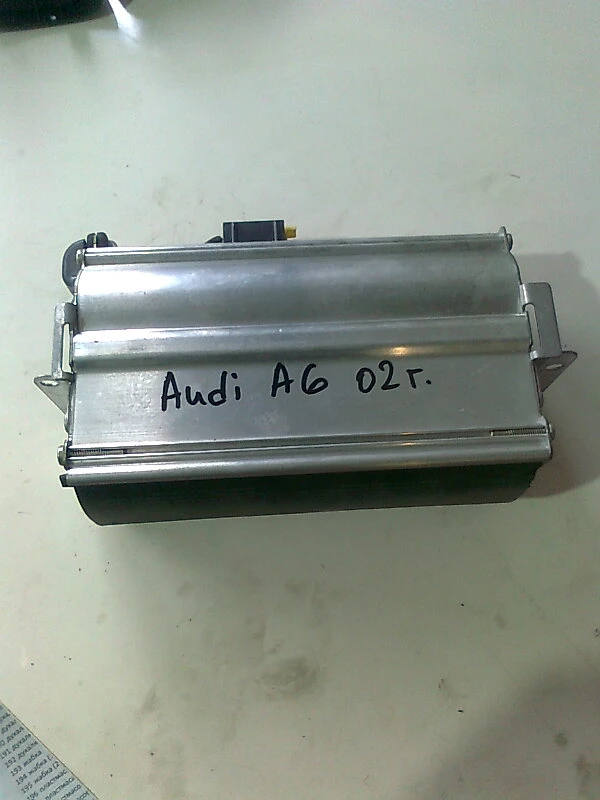 еърбег пасажерски за Ауди А6 куатро (1)