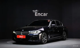 BMW 530E M* SPORT* ОБДУХВАНЕ* HARMON* KARDON* ХЕДЪП* ДИСТРО, снимка 1