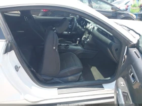 Ford Mustang 3.7l V6, снимка 5
