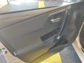 Toyota Auris 1.8hybrid 117000km, снимка 13