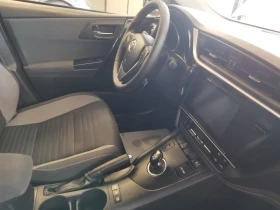 Toyota Auris 1.8hybrid 117000km, снимка 9