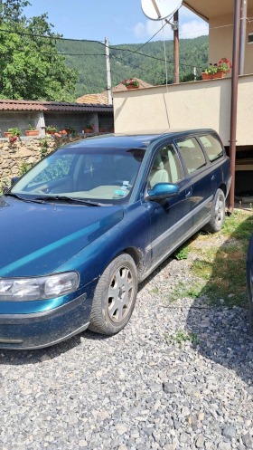 Volvo V70 2.5 TDI, снимка 2