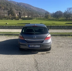 Opel Astra H, снимка 3