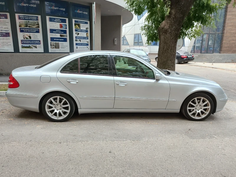 Mercedes-Benz E 280, снимка 2 - Автомобили и джипове - 47489618