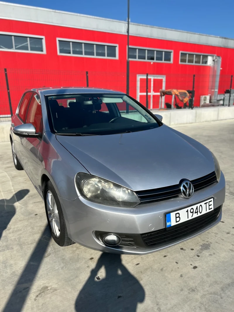 VW Golf 1.6 , снимка 1 - Автомобили и джипове - 47214650