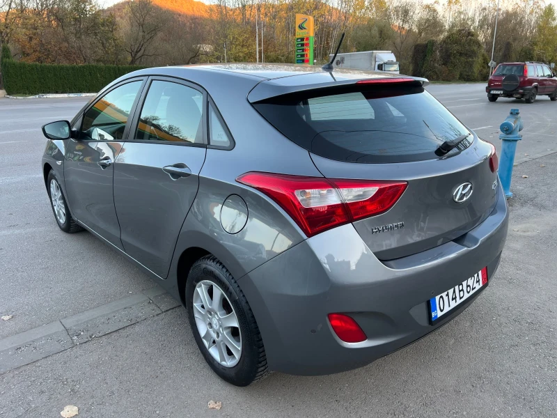 Hyundai I30 1.4i ШВЕЙЦАРИЯ, снимка 4 - Автомобили и джипове - 47840553