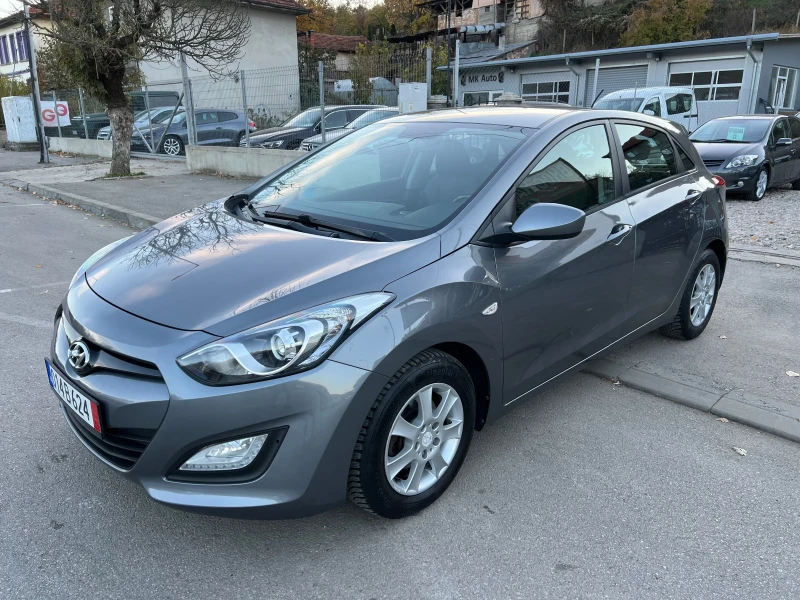 Hyundai I30 1.4i ШВЕЙЦАРИЯ, снимка 1 - Автомобили и джипове - 47840553