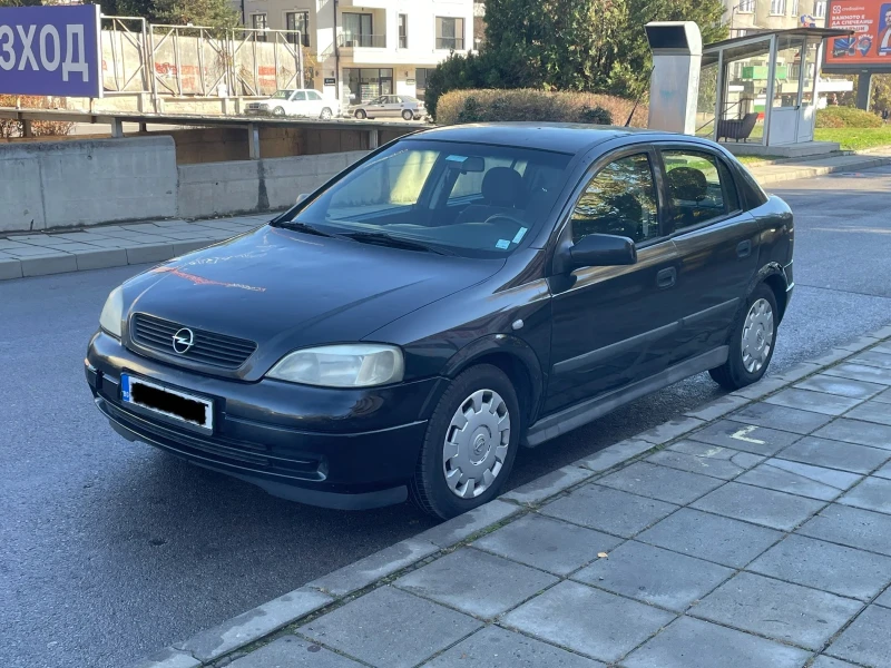 Opel Astra 1.6 бензин, снимка 3 - Автомобили и джипове - 48144387