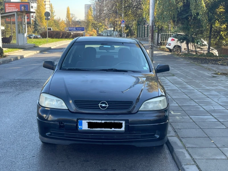 Opel Astra 1.6 бензин, снимка 2 - Автомобили и джипове - 48144387