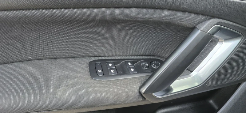 Peugeot 308 1.6 HDI-AUTOMAT ЛИЗИНГ, снимка 10 - Автомобили и джипове - 51917419