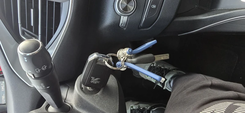 Peugeot 308 1.6 HDI-AUTOMAT ЛИЗИНГ, снимка 7 - Автомобили и джипове - 51917419