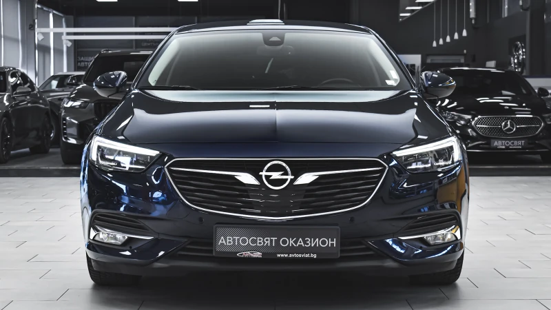 Opel Insignia Grand Sport 1.6d Innovation, снимка 2 - Автомобили и джипове - 51042986