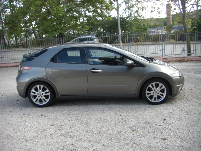 Honda Civic 2.2d FACCE NAVI 6ck., снимка 6 - Автомобили и джипове - 51765006