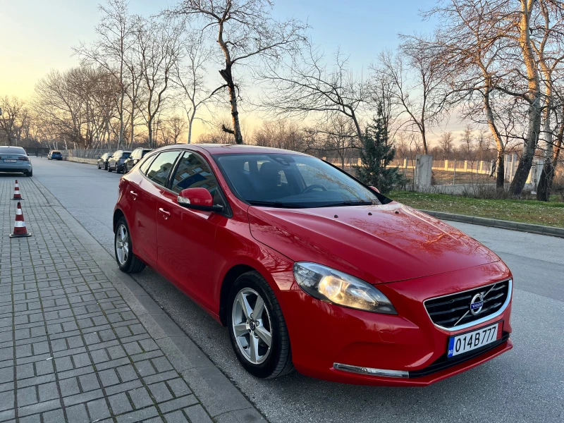 Volvo V40 Cross Country 1.6= D2= Безупречно Състояние!!!, снимка 2 - Автомобили и джипове - 53052880