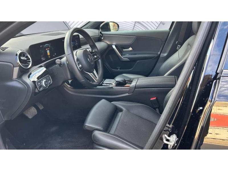 Mercedes-Benz A 180 7DCT   136к.с., Месечна вноска от 511 лв., снимка 9 - Автомобили и джипове - 52282947