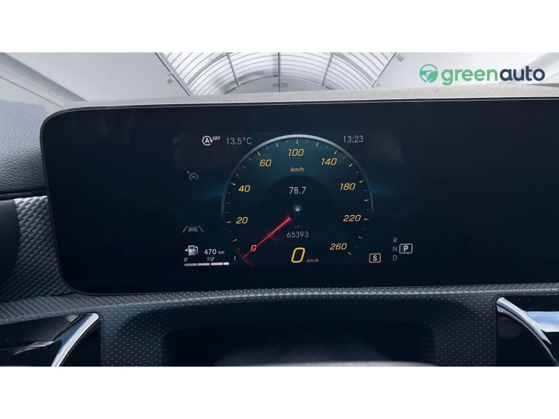 Mercedes-Benz A 180 7DCT   136к.с., Месечна вноска от 511 лв., снимка 14 - Автомобили и джипове - 52282947