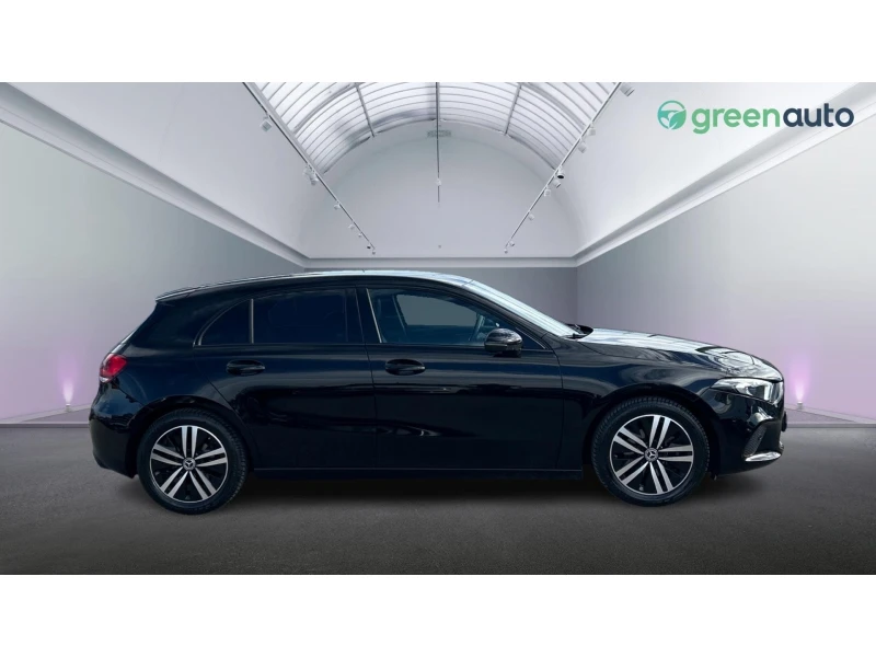 Mercedes-Benz A 180 7DCT   136к.с., Месечна вноска от 511 лв., снимка 6 - Автомобили и джипове - 52282947