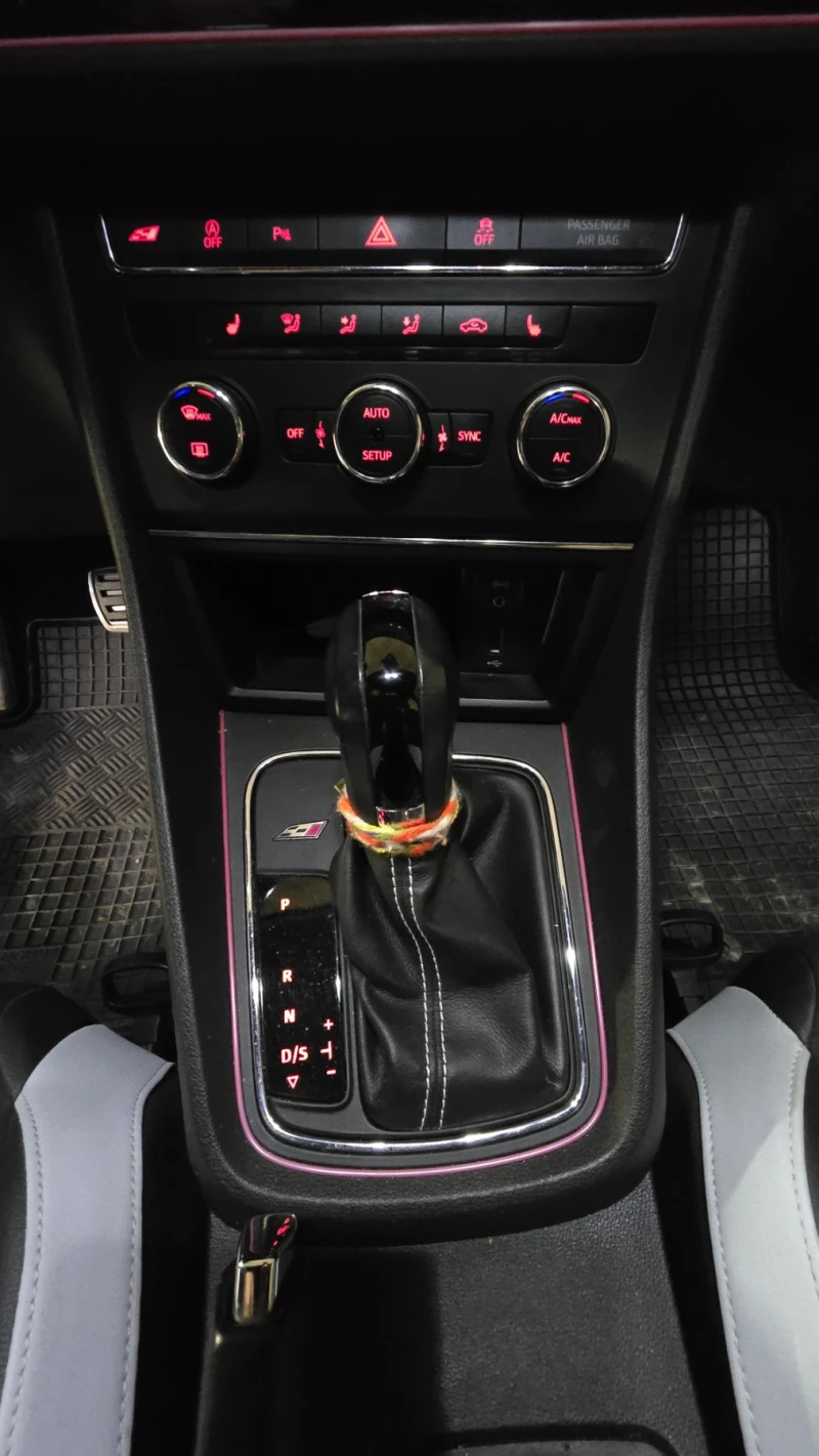 Seat Leon Cupra 370hp REVO, снимка 8 - Автомобили и джипове - 53403130