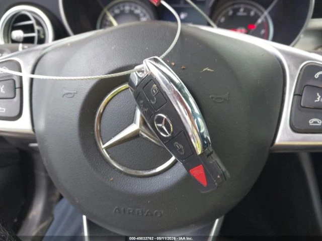 Mercedes-Benz C 300 4MATIC!!УНИКАТ!! #ПЪЛНО ОБОРУДВАНЕ# !ПАНОРАМА, снимка 15 - Автомобили и джипове - 54975595