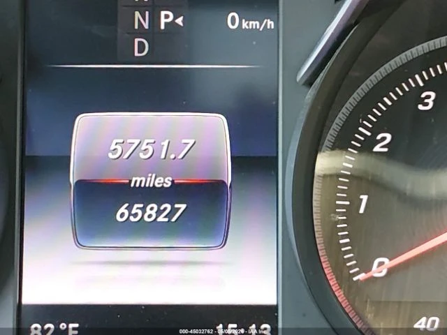 Mercedes-Benz C 300 4MATIC!!УНИКАТ!! #ПЪЛНО ОБОРУДВАНЕ# !ПАНОРАМА, снимка 16 - Автомобили и джипове - 54975595