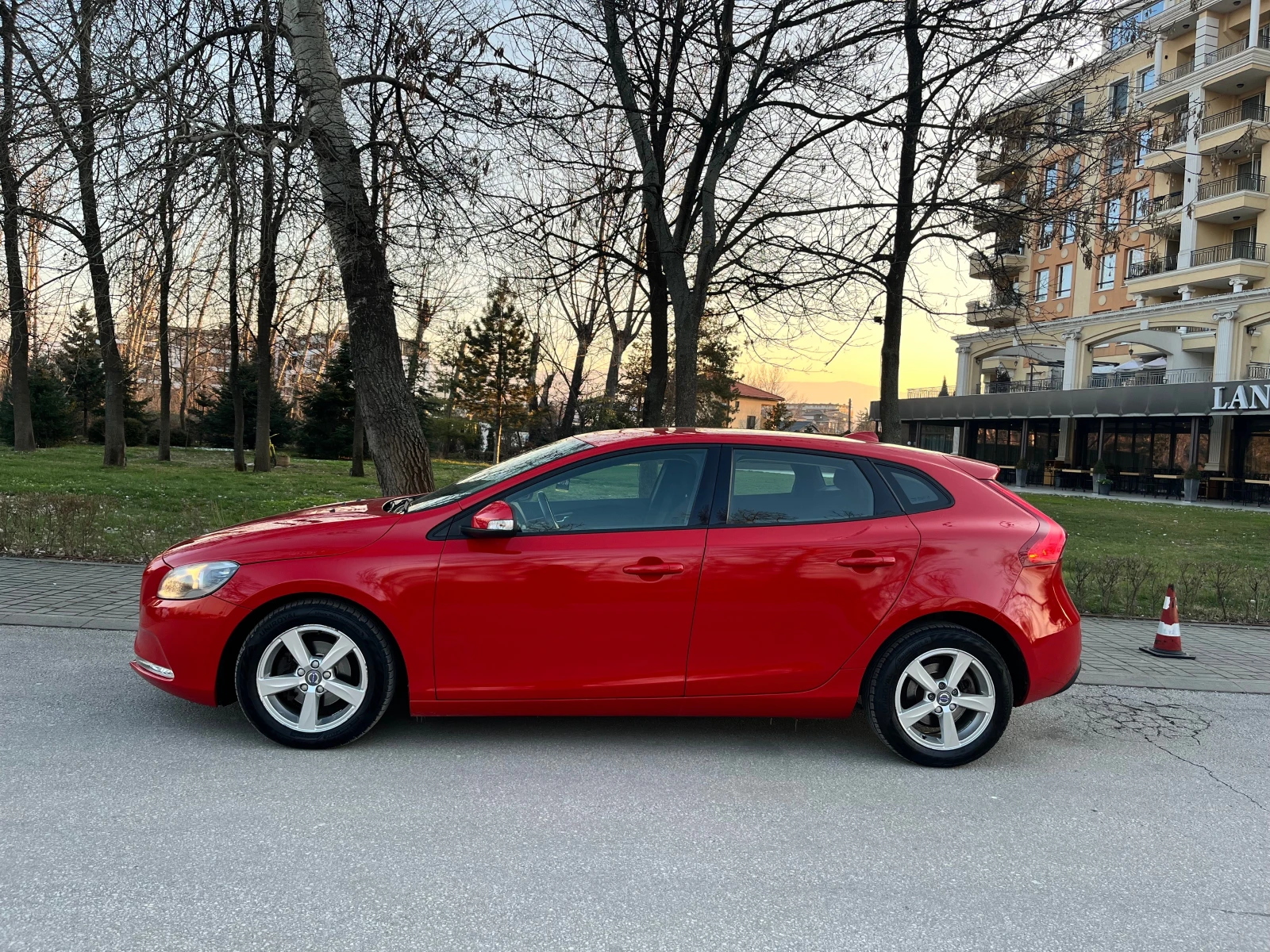 Volvo V40 1.6= D2= ���� ��������= ���������� ���������!!! | Mobile.bg � ����������� 4