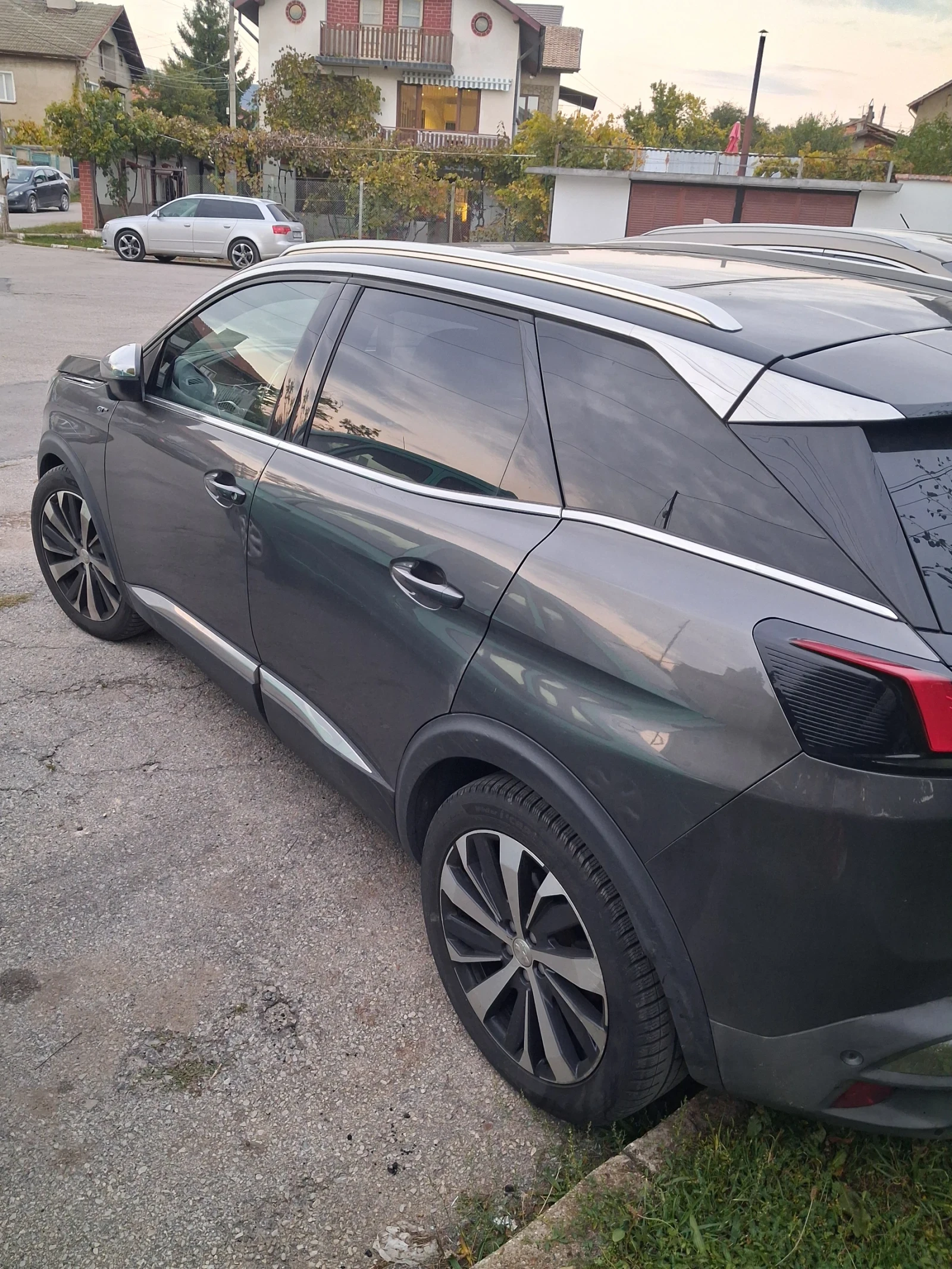Peugeot 3008 2.0 180к.с - изображение 3