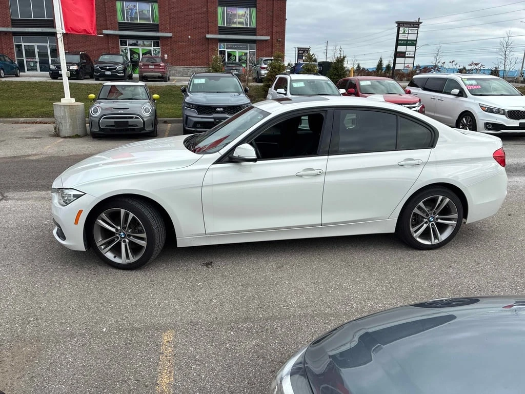 BMW 330 i xDrive * CARFAX * БЕЗ ПЪРВОНАЧАЛНА ВНОСКА - изображение 3