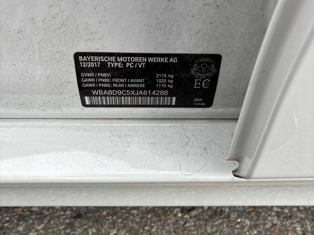 BMW 330 i xDrive * CARFAX *    | Mobile.bg   11