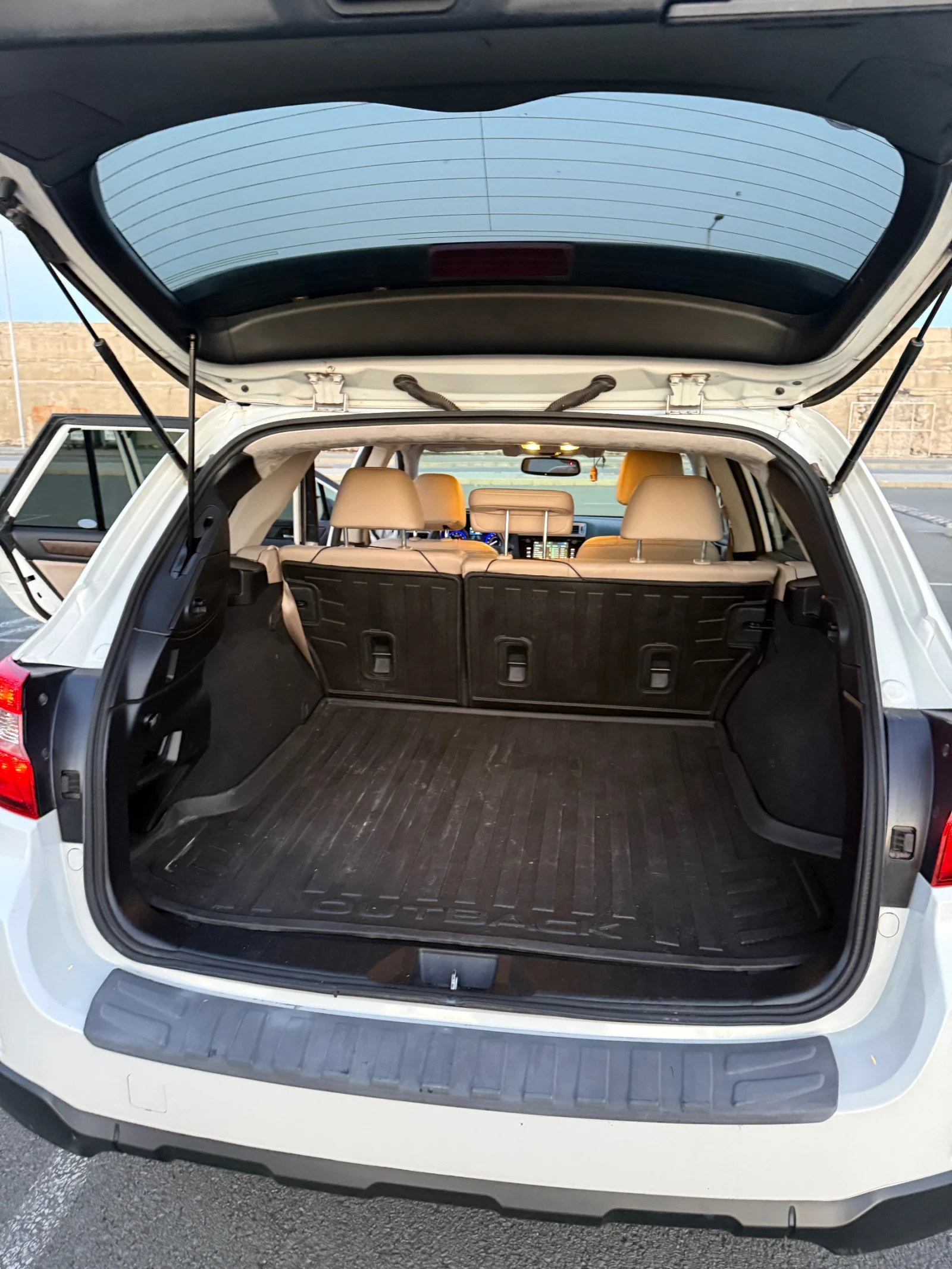 Subaru Outback 3, 6 limited , снимка 13 - Автомобили и джипове - 53682264