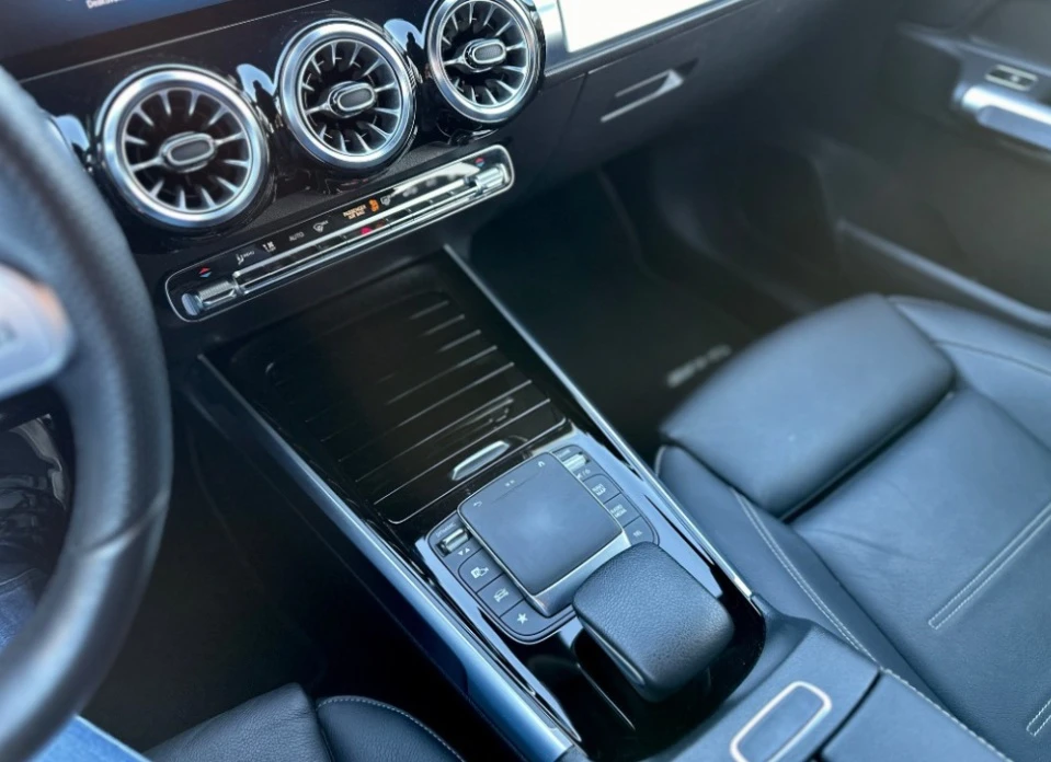 Mercedes-Benz EQB 300 4Matic AMG Line, снимка 7 - Автомобили и джипове - 54414702