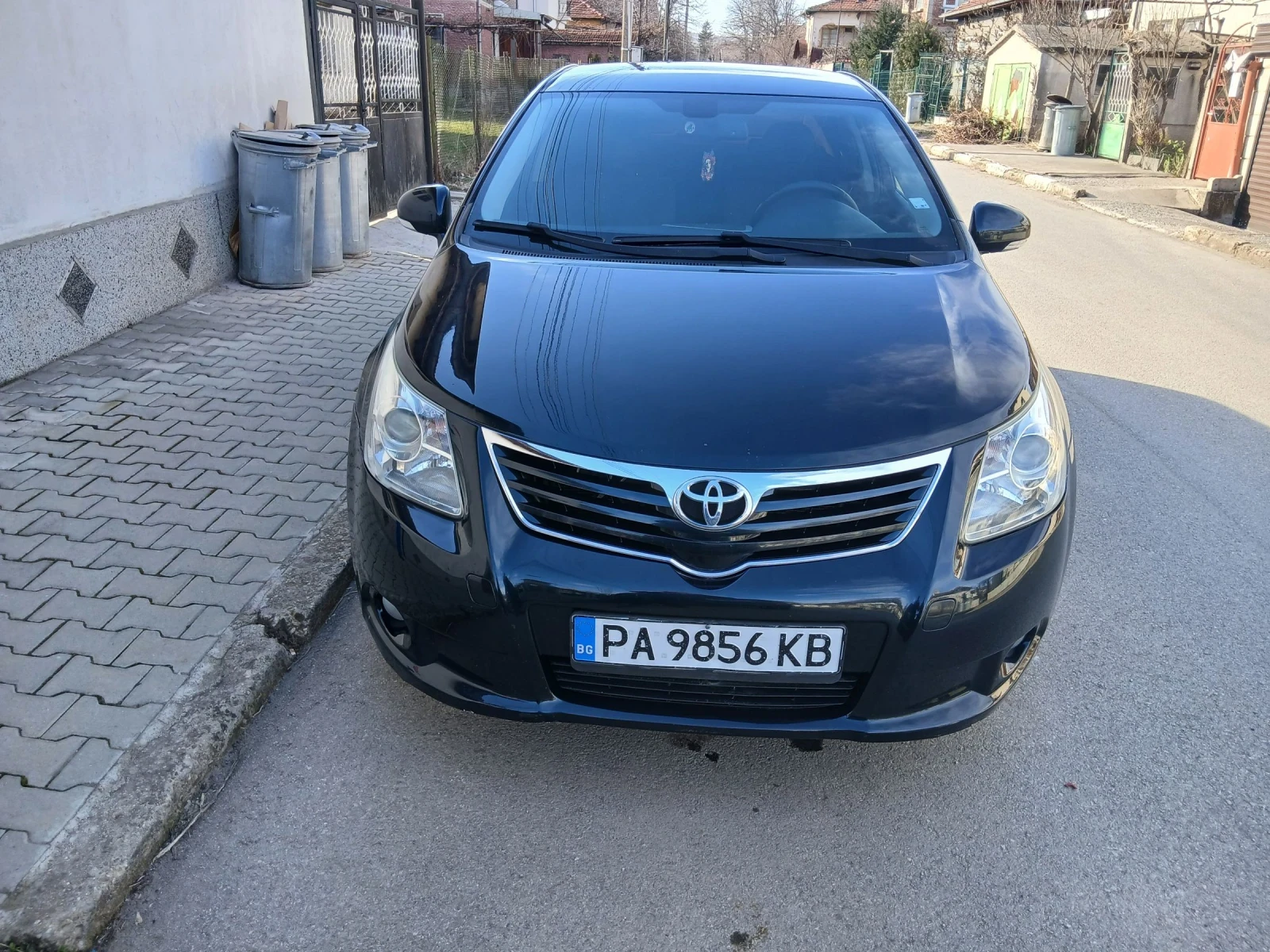Toyota Avensis 2.0D4D, снимка 2 - Автомобили и джипове - 54825225