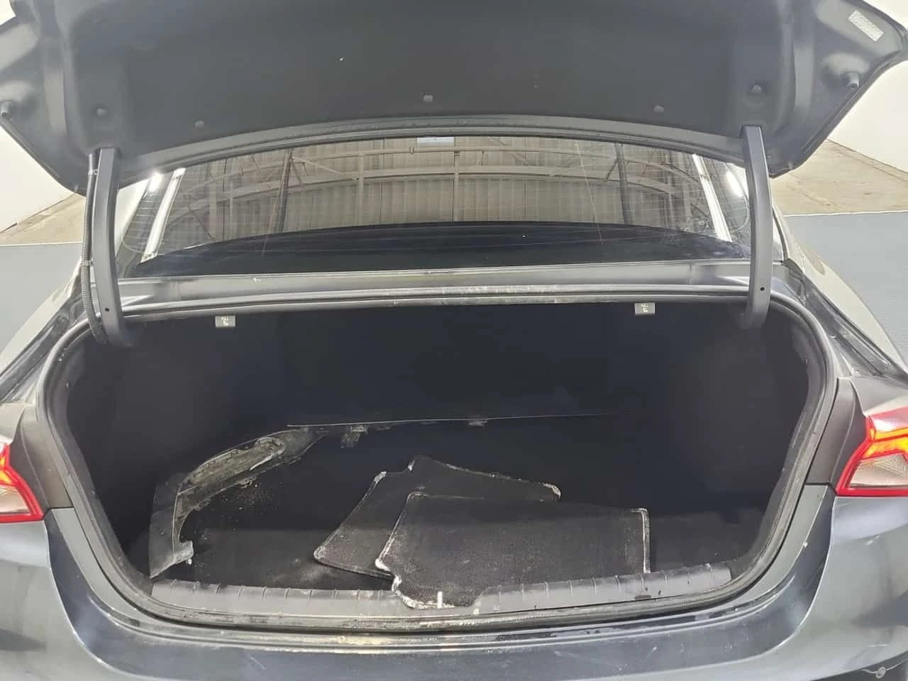 Kia K5 GT LINE /CARFAX/ДИСТРОНИК/КОЖА/ПОДГРЕВ/ПАНОРАМА, снимка 14 - Автомобили и джипове - 55014975