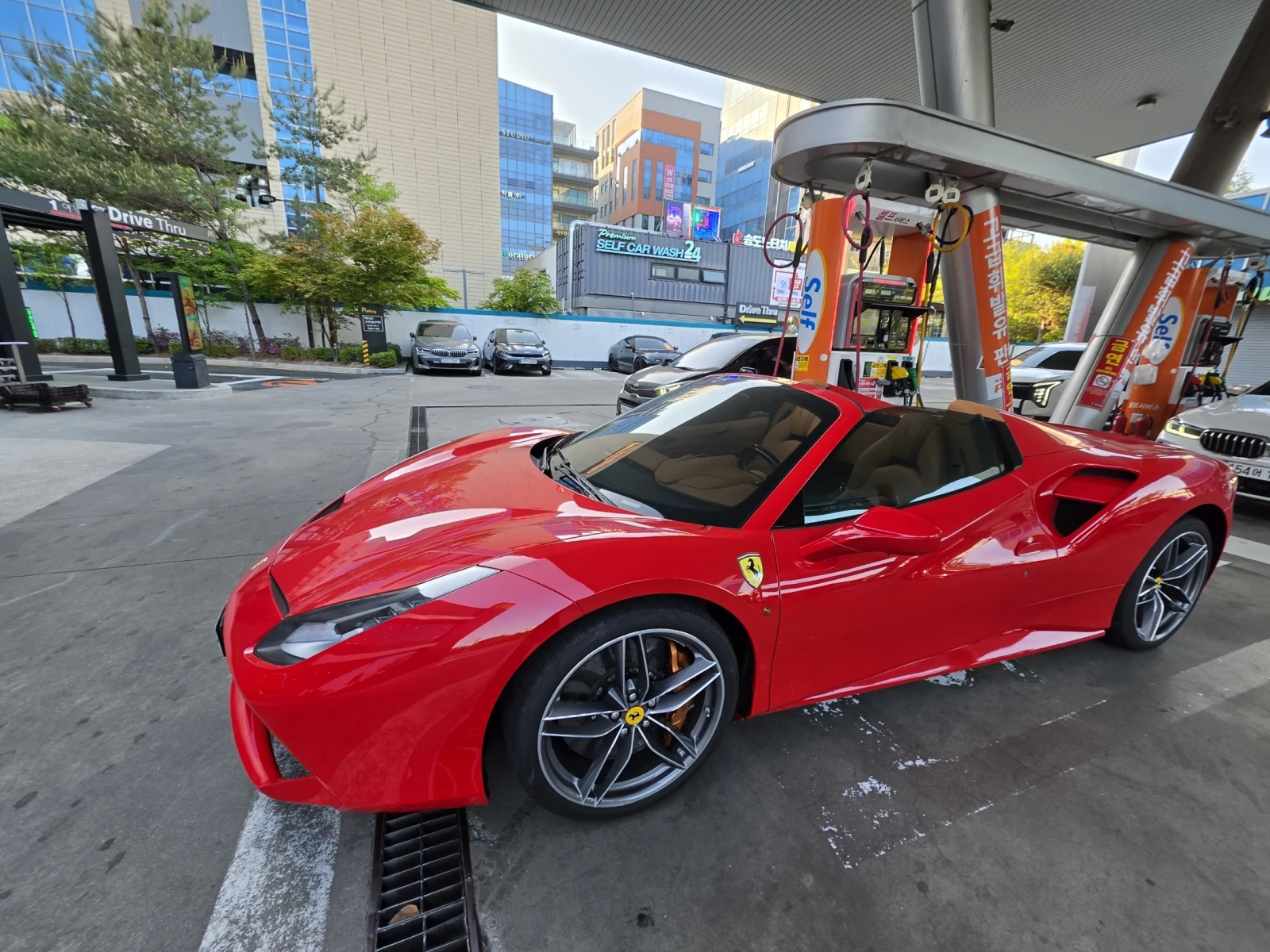 Ferrari 488 BLIND SPOT* КРАЙНА ЦЕНА, снимка 3 - Автомобили и джипове - 55243781